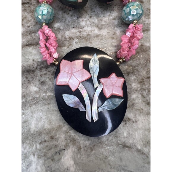 Vintage Lee Sands Flowers Necklace And Earrings Set Clip On Pink Green Black - Picture 2 of 9
